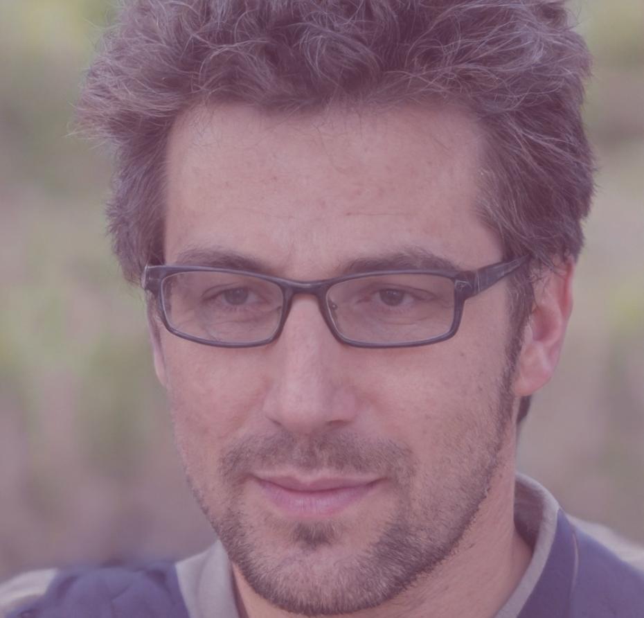 SEO Experte bei der Arbeit